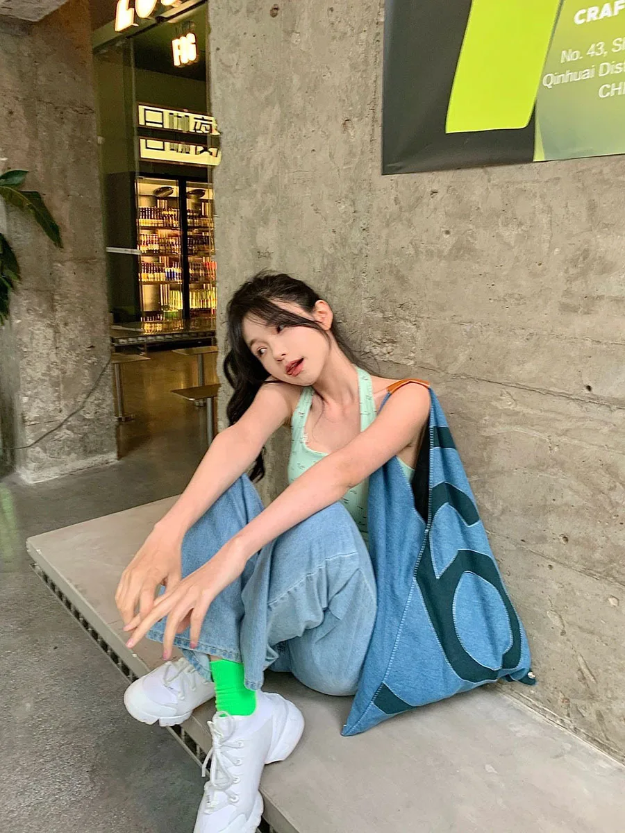 Ins Unisex Portable Tote Bag Adult Denim Cloth Bag Niche Design New Fashion Large Capacity Commuting Shoulder Bag - Image 4