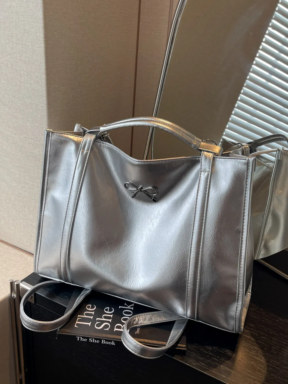 PU Leather Bow Shoulder Bag - Image 12