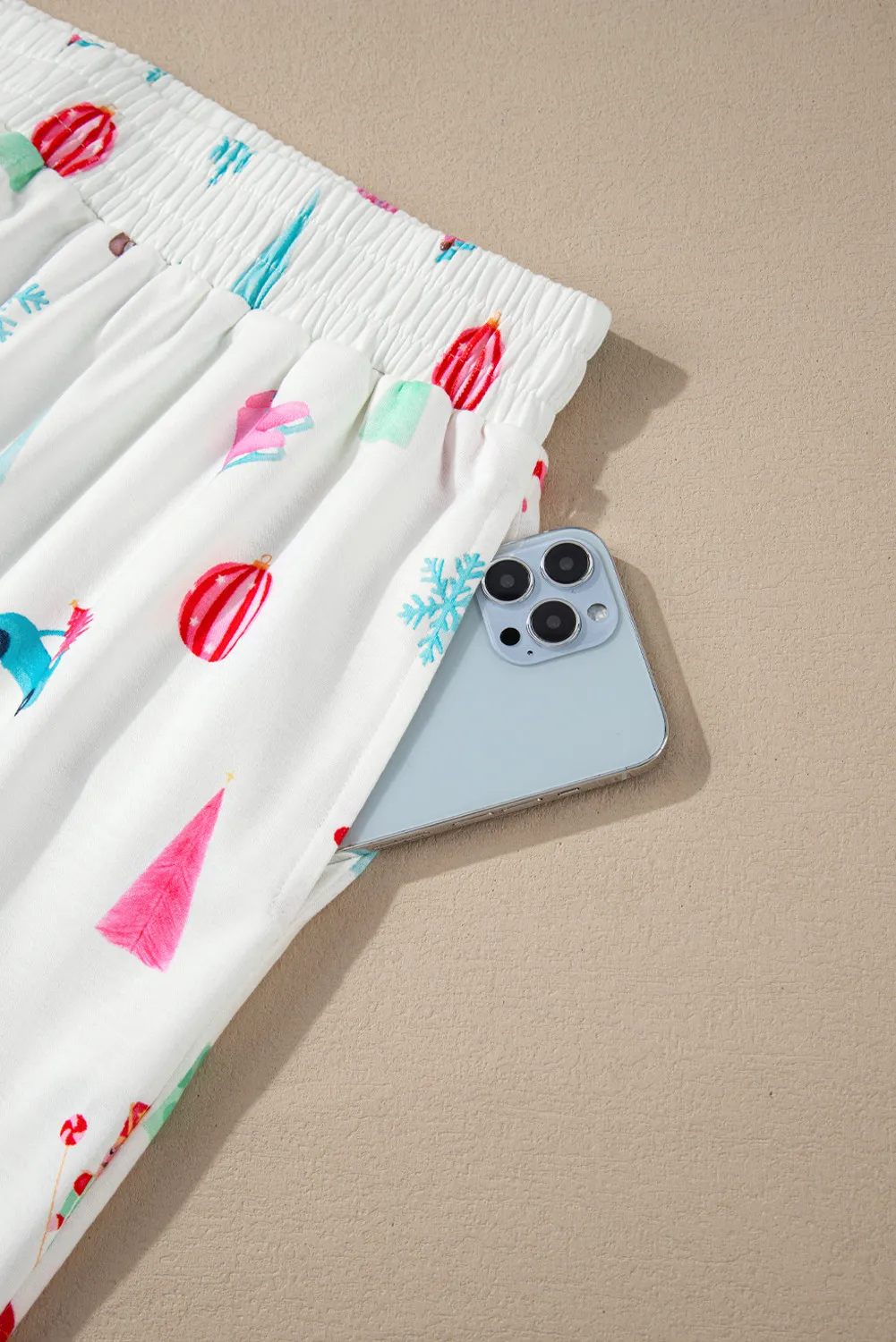 Long sleeved top and long pants two-piece set for women fashionable Christmas printed pajamas set for women - Image 7