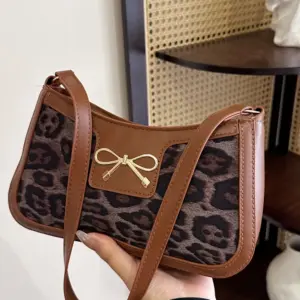 Bow Leopard PU Leather Handbag