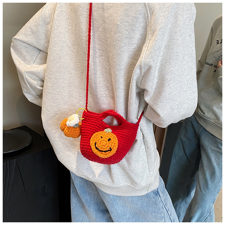 Christmas pure handmade woolen knitted bag new style women's bag fashionable versatile shoulder bag Santa Claus finished bag - Image 4