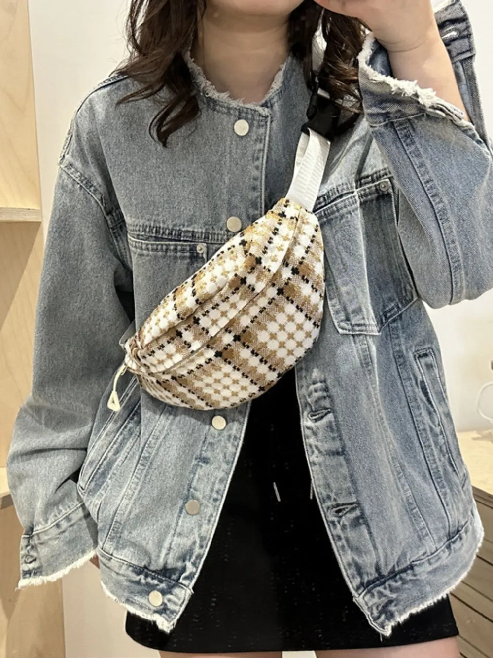 Plaid Wide Strap Crossbody Bag - Image 6