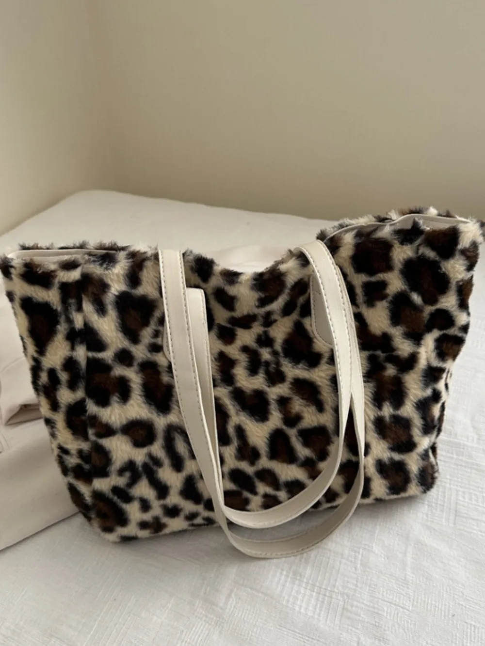 Leopard Fluff Tote Bag - Image 10