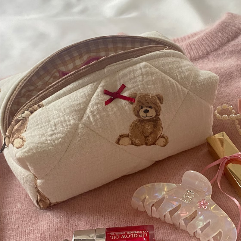 Cute Teddy Bear Makeup Bag, Portable Makeup and Skincare Storage Bag, Large Capacity Cartoon Printed Toilet Bag - Image 6