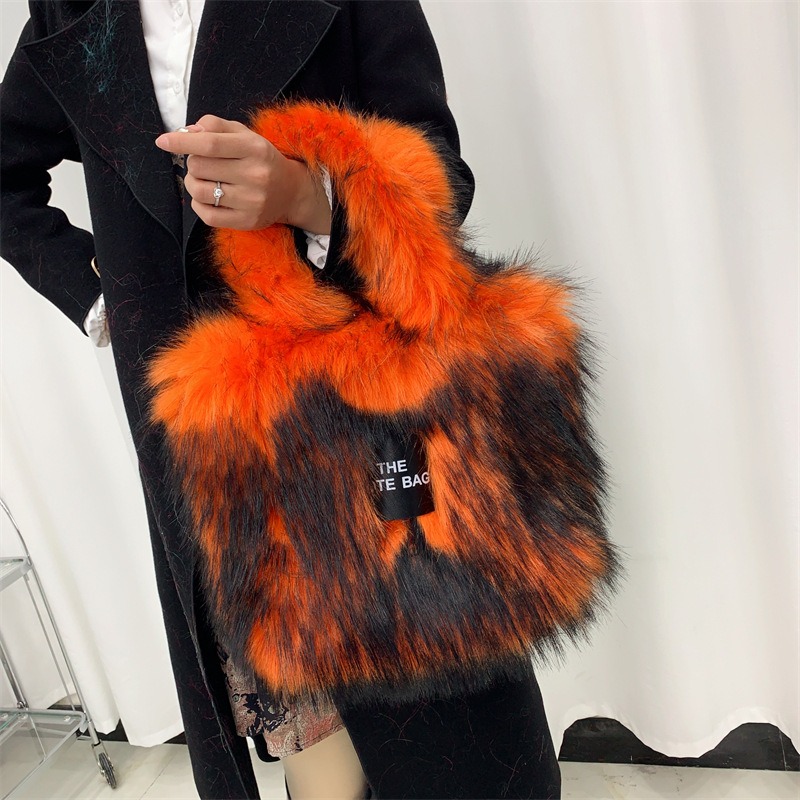 Crossbody Tote Bag Imitation Raccoon Fur Grass Plush Large Capacity Tote Bag Personalized Retro - Image 3
