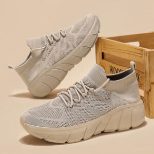 Cross-border New Socks Shoes for Men and Women, Casual Couple Shoes, Thick Sole Student Fashion All-Match Flyknit Sports Shoes for Men