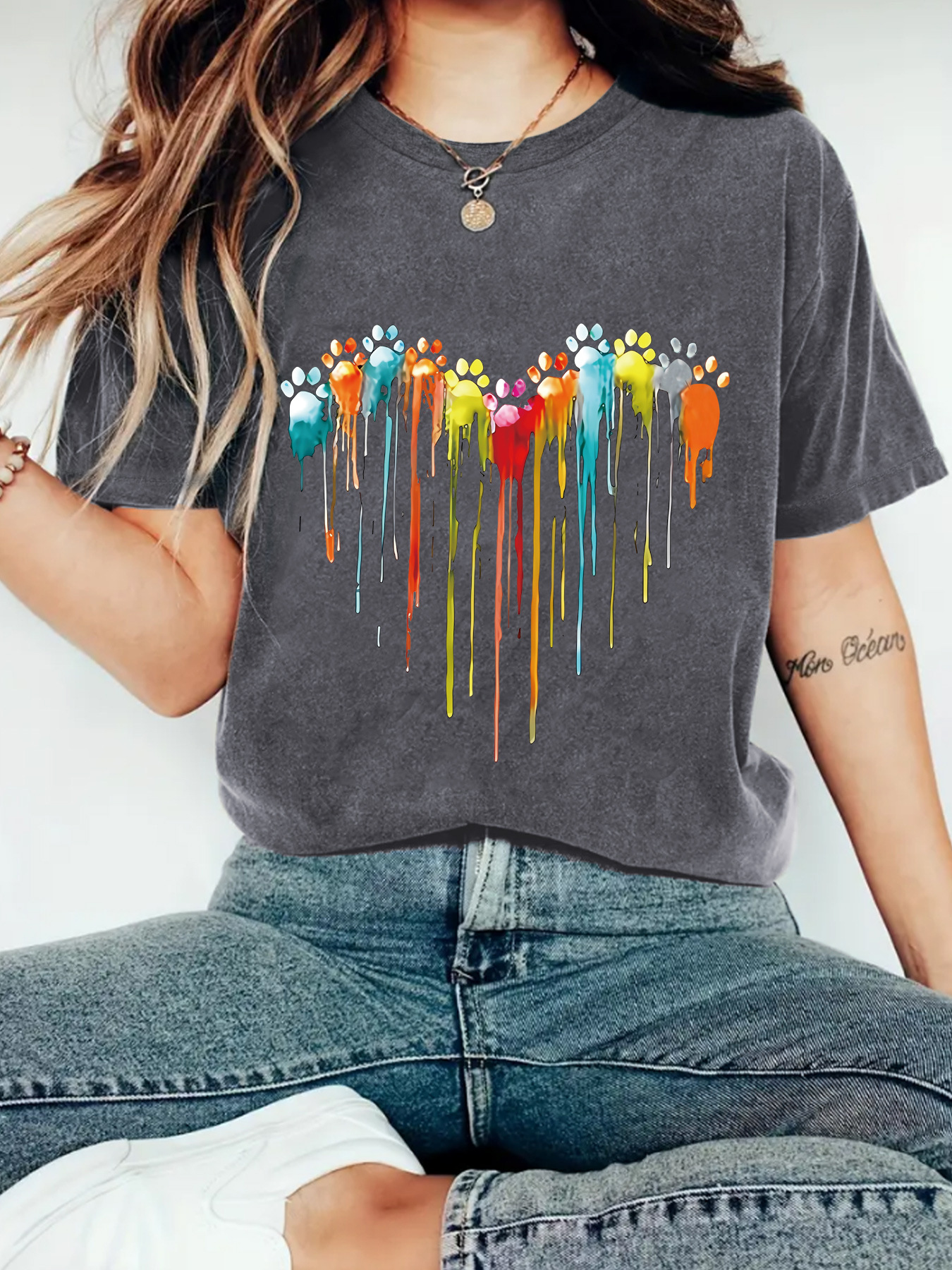 Love print new round neck short sleeved shirt - Image 13