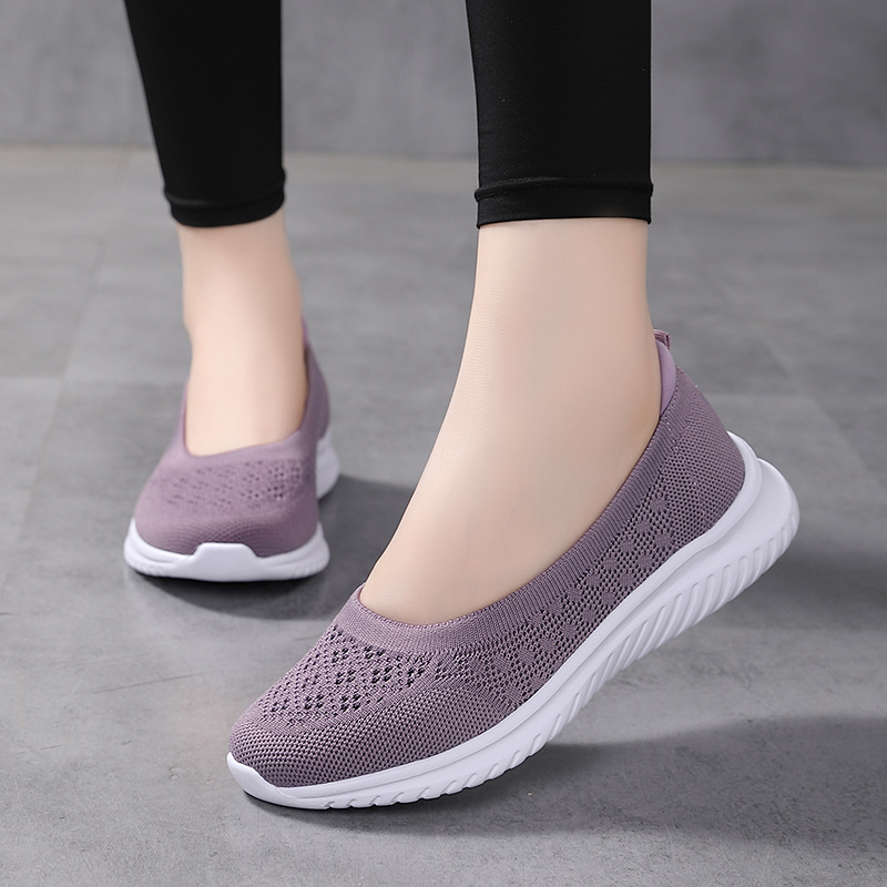 Large size soft soled fly woven women's shoes are breathable and can be easily stepped on in a fashionable single shoe for women - Image 4