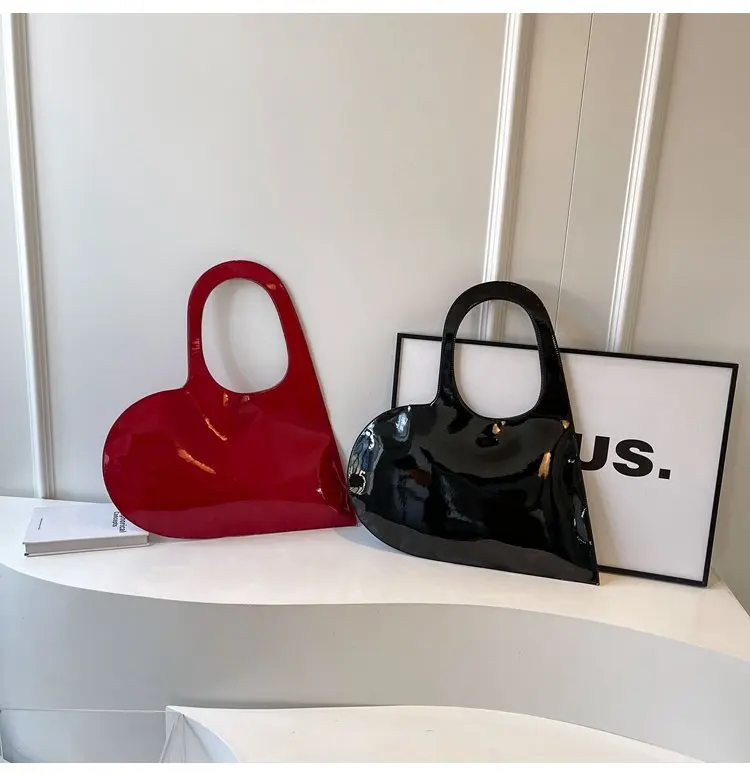 New Unisex Personalized Creative Lacquer Skin Love Shape Shoulder Bag Punk Underarm Bag Women's Handheld PU Photo Bag - Image 3