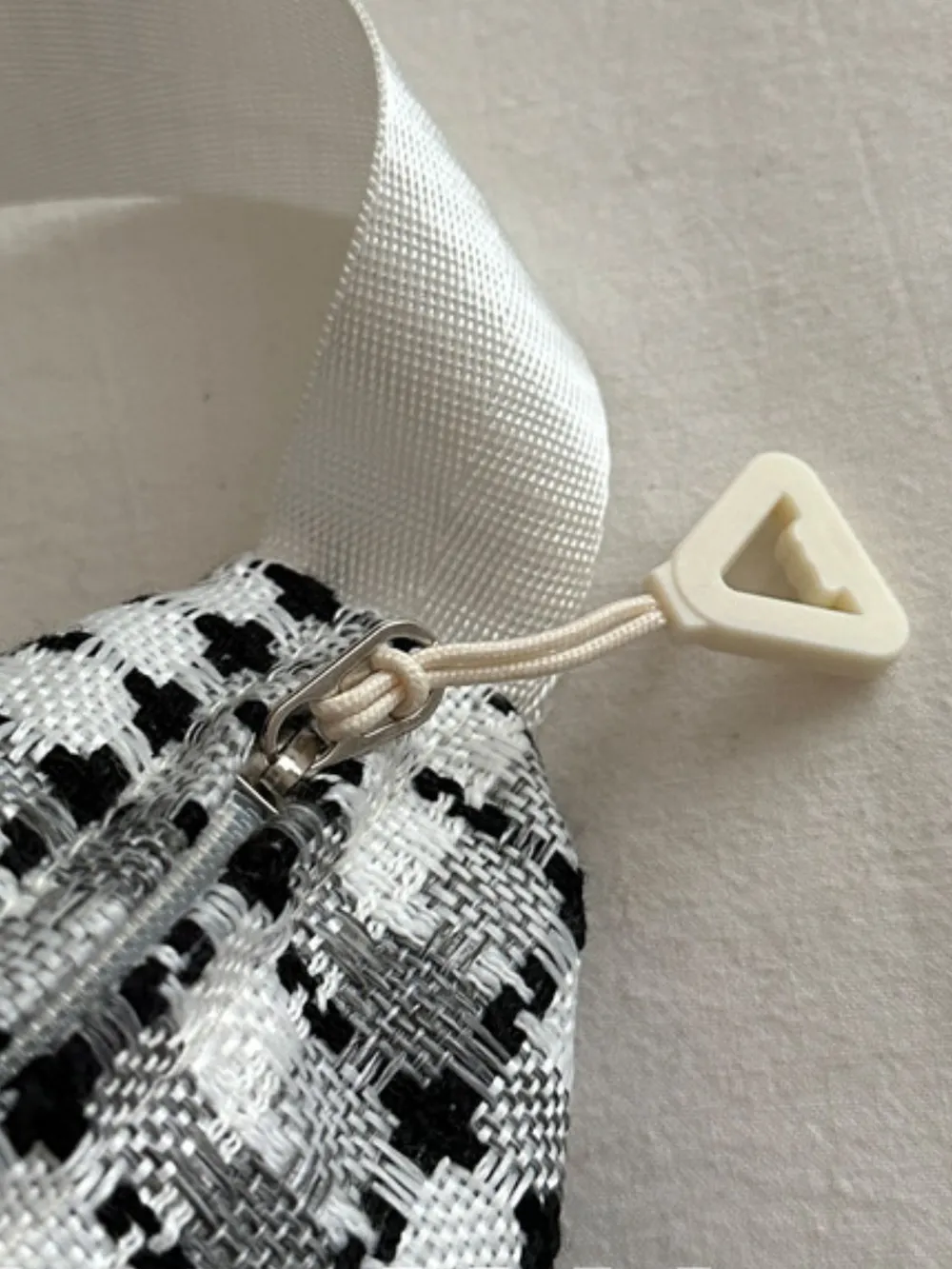 Plaid Wide Strap Crossbody Bag - Image 2