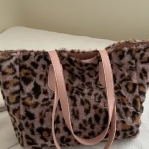 Leopard Fluff Tote Bag