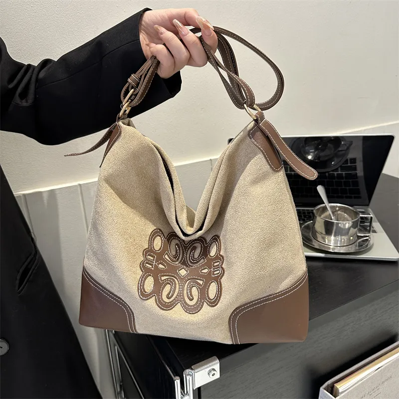 Suede Patch Adjustable Strap Tote Bag - Image 7