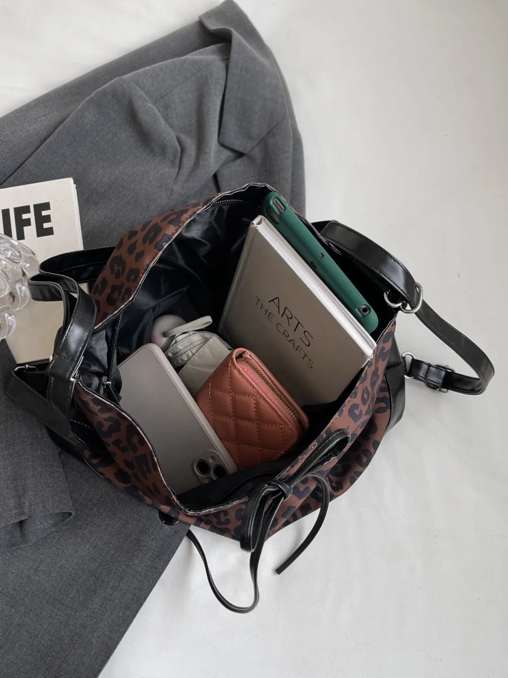 Leopard Dual Purpose Crossbody Bag - Image 9