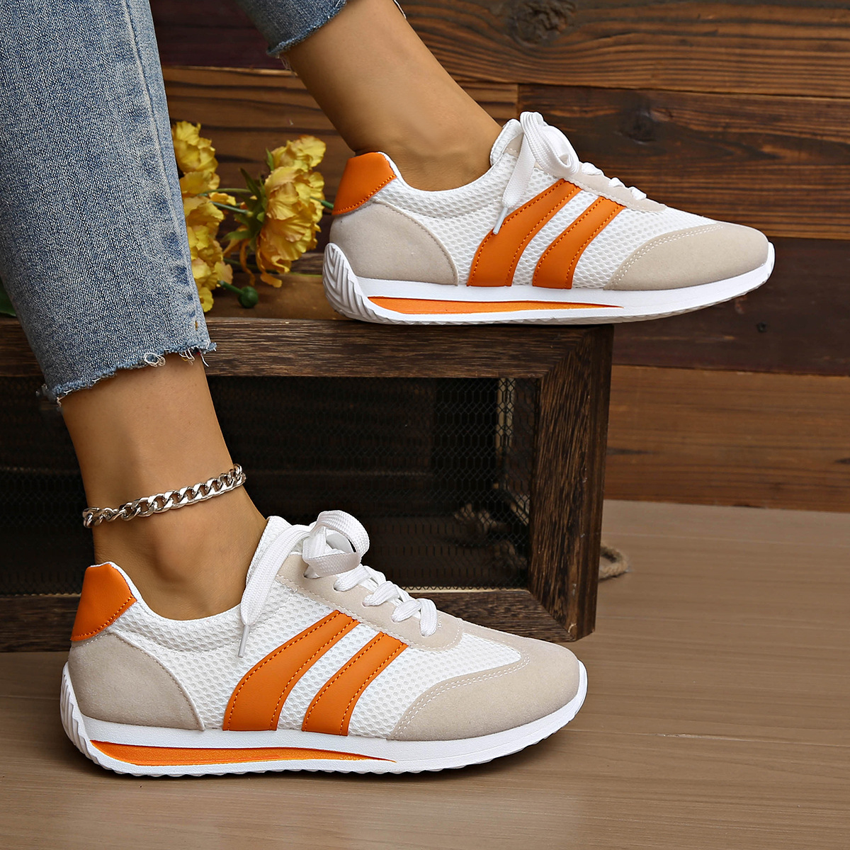 Casual and comfortable lace up sports flat bottom women's sports shoes - Image 5