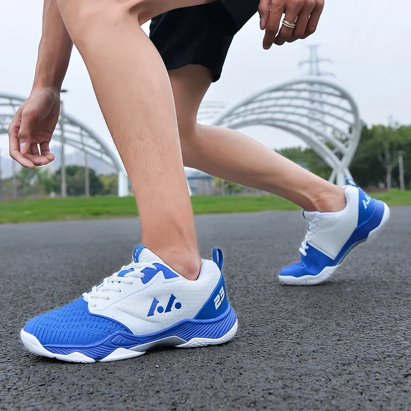 Men Badminton Shoes Professional Non-slip Couple Big Size Wear Resistant Outdoor Sneakers Breathable Handball Volleyball Shoes - Image 2